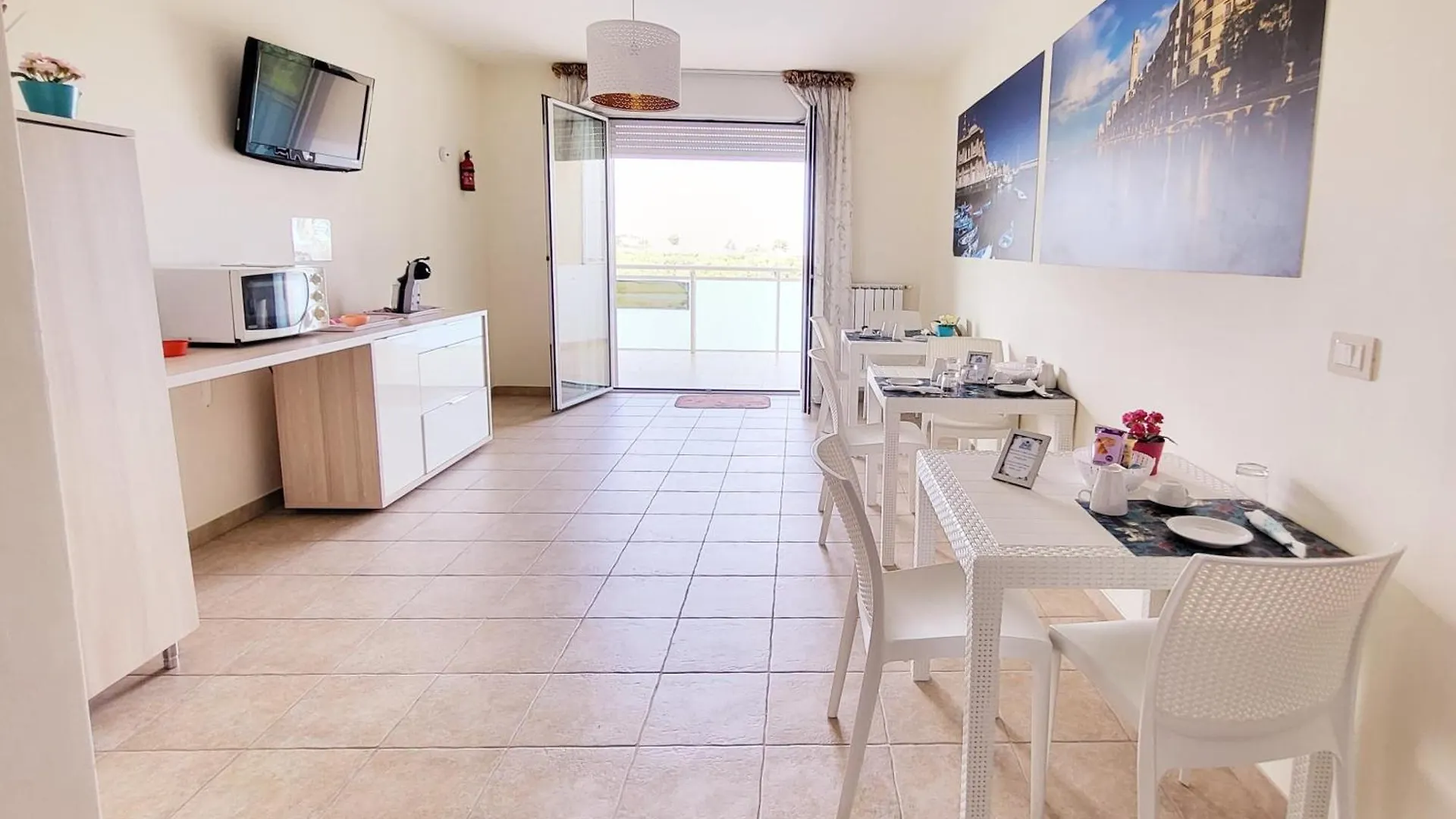 B&B Waltanna Airport Μπάρι 0*,