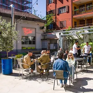Bovisa Urban Garden Hostel Milaan